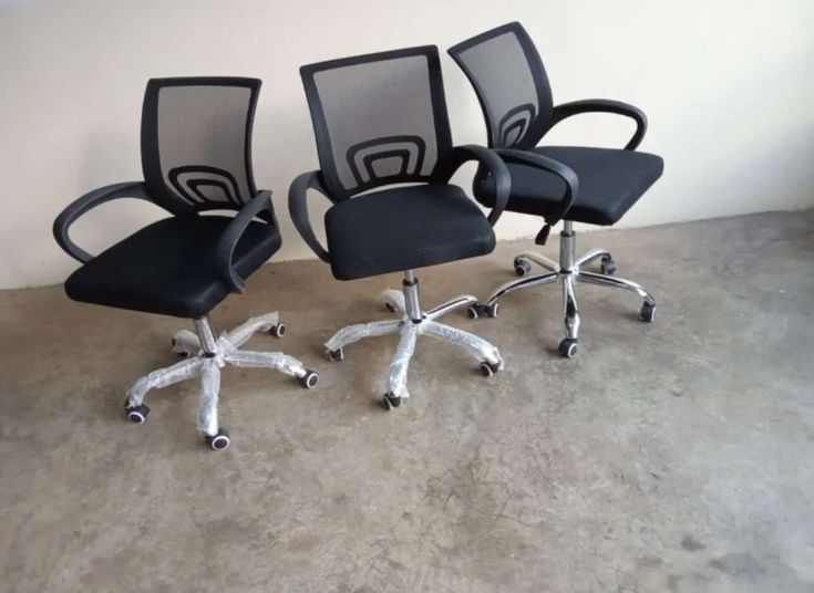 Set of mesh chairs